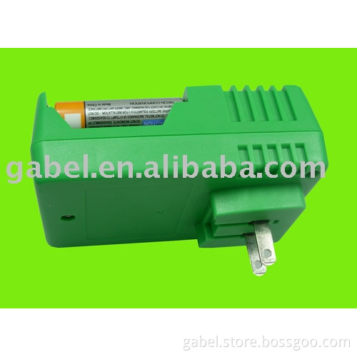 non-rechargeable battery charger with US plug